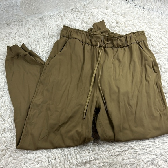 Lululemon Stretch High-Rise Jogger *Shorter Length Artifact - Picture 1 of 7